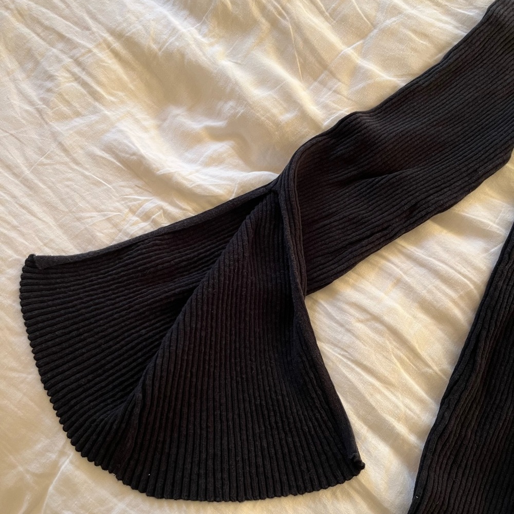 SIR the Label Black Enes Ribbed Cardigan and Pants Matching Set - Picture 7 of 9